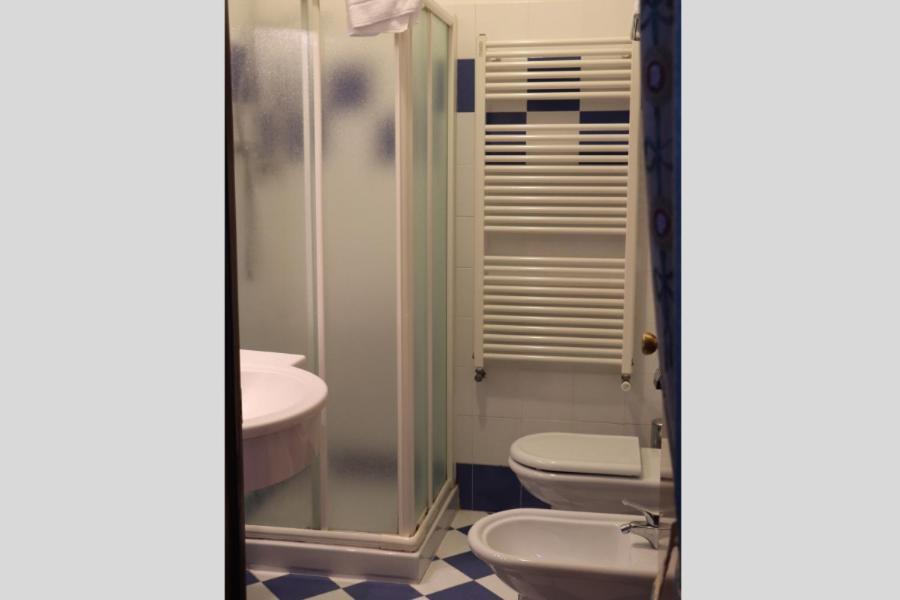 Meditur Hotel Bologna ออสซาโน เดลล์ เอมิเลีย ภายนอก รูปภาพ