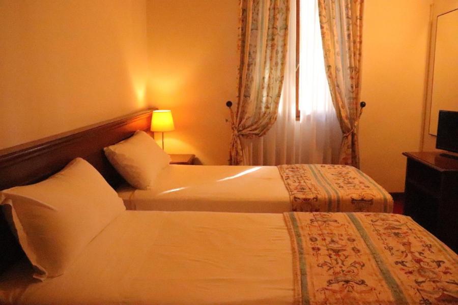 Meditur Hotel Bologna ออสซาโน เดลล์ เอมิเลีย ภายนอก รูปภาพ